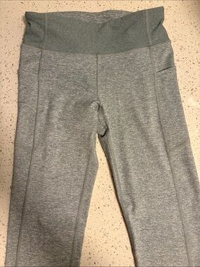 Athleta GIRLS Performance Leggings - Heathered Light Green
